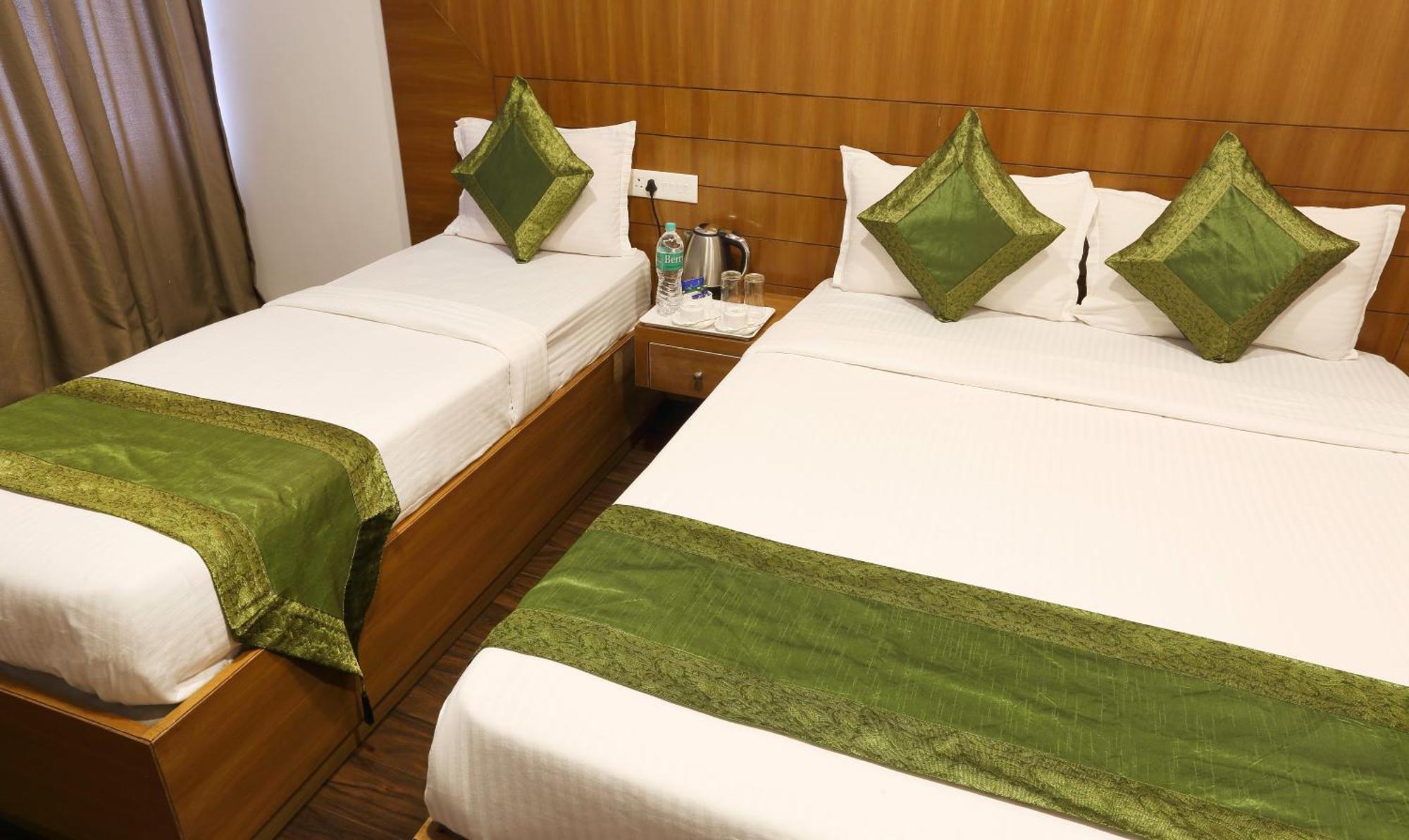 Treebo Skydale Inn & Suites With Mountain View Ooty Exterior foto