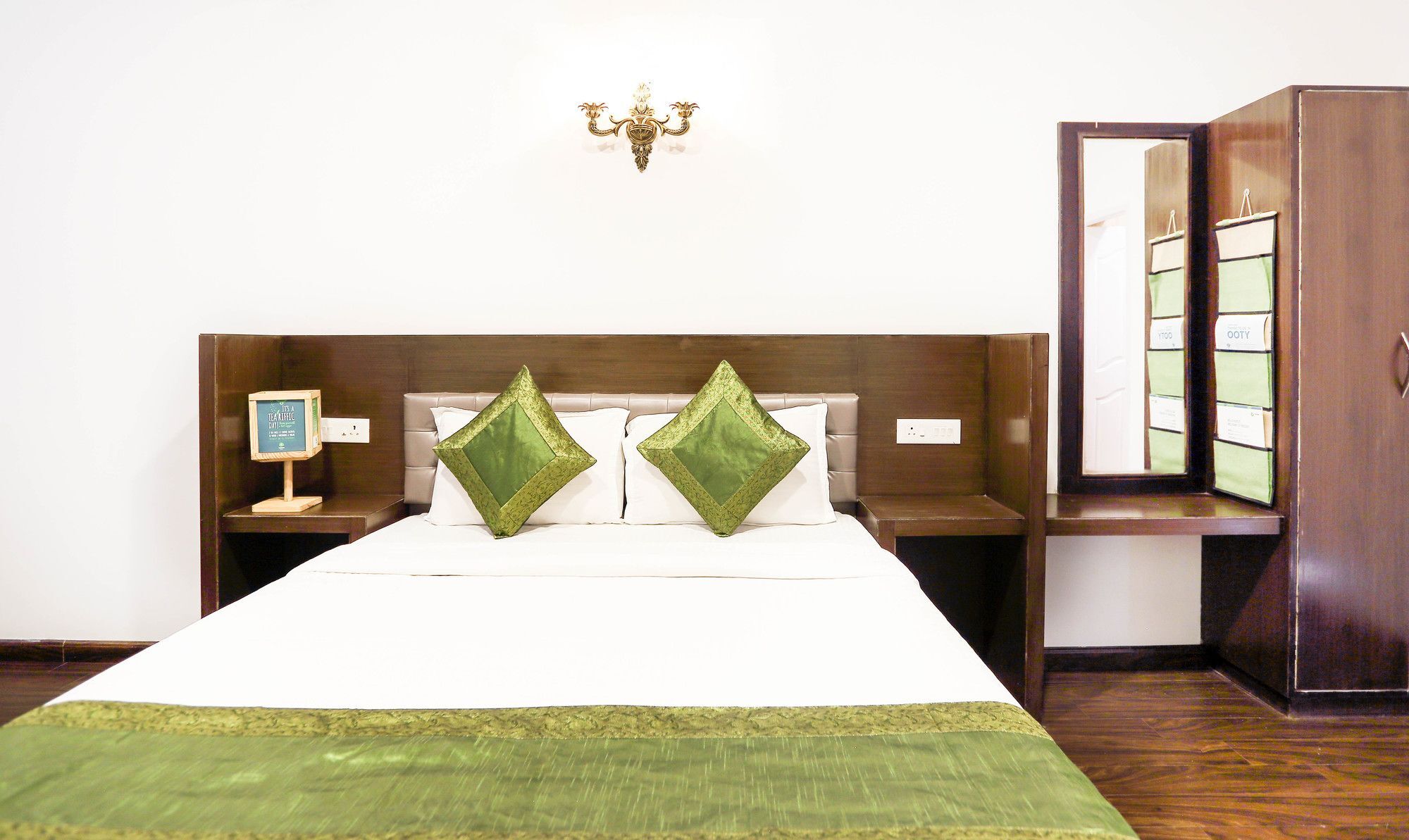 Treebo Skydale Inn & Suites With Mountain View Ooty Exterior foto